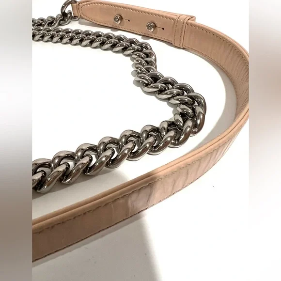 CHANEL GLAZED CALFSKIN JUMBO BOY BAG - VINTAGE - Picture 12 of 15